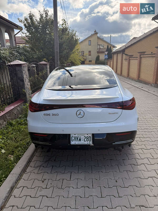 Седан Mercedes-Benz EQE 2023 в Львові