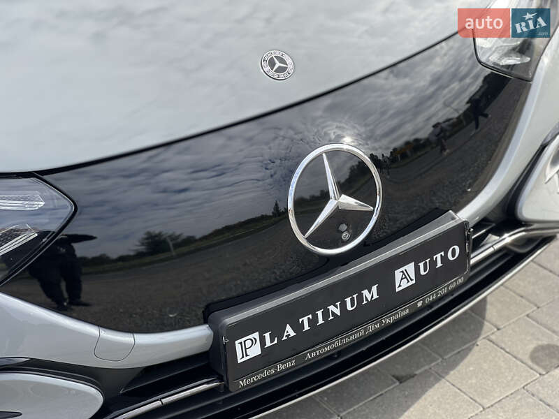 Седан Mercedes-Benz EQE 2022 в Ужгороде