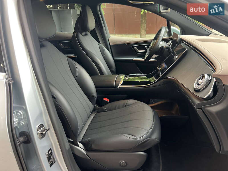 Седан Mercedes-Benz EQE 2023 в Днепре