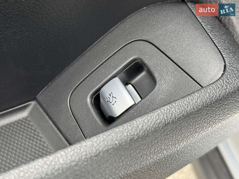 Седан Mercedes-Benz EQE 2022 в Киеве фото 15 Седан Mercedes-Benz EQE 2022 в Киеве