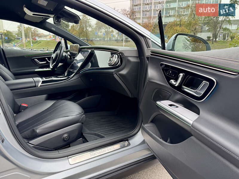 Седан Mercedes-Benz EQE 2022 в Киеве фото 23 Седан Mercedes-Benz EQE 2022 в Киеве