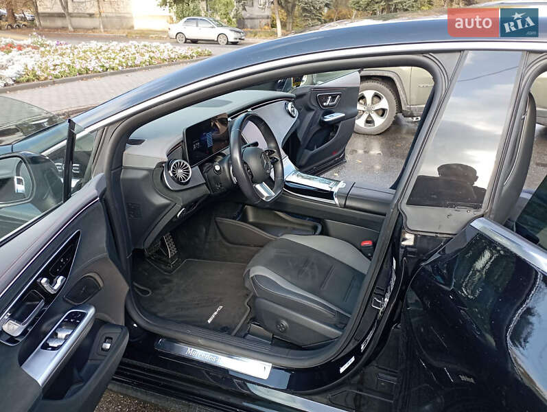 Седан Mercedes-Benz EQE 2023 в Новомосковске