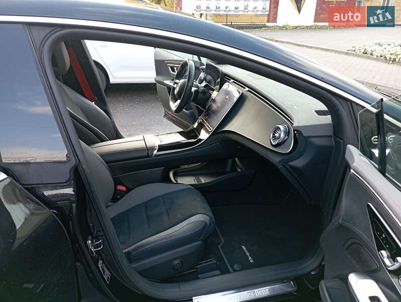 Седан Mercedes-Benz EQE 2023 в Новомосковске
