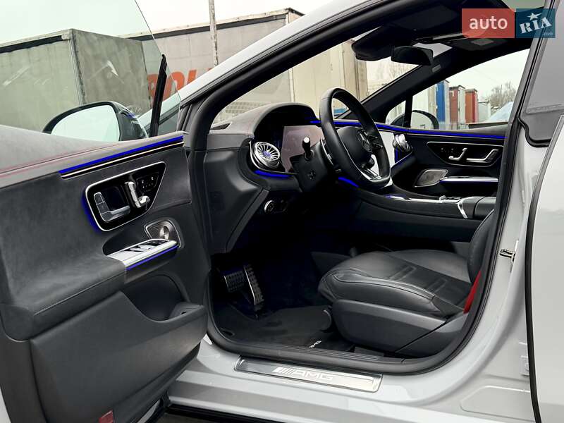 Седан Mercedes-Benz EQE 2022 в Киеве