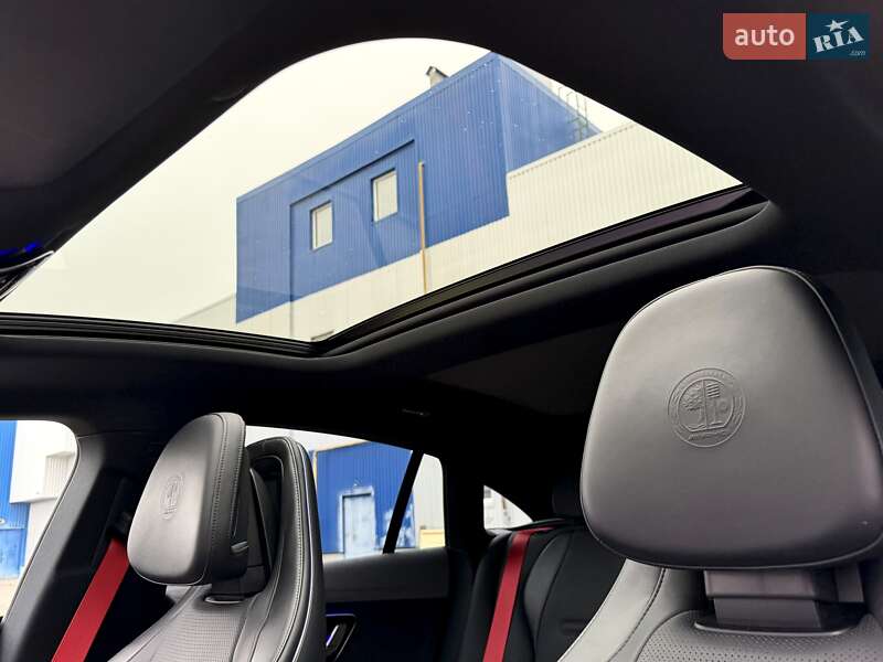 Седан Mercedes-Benz EQE 2022 в Киеве