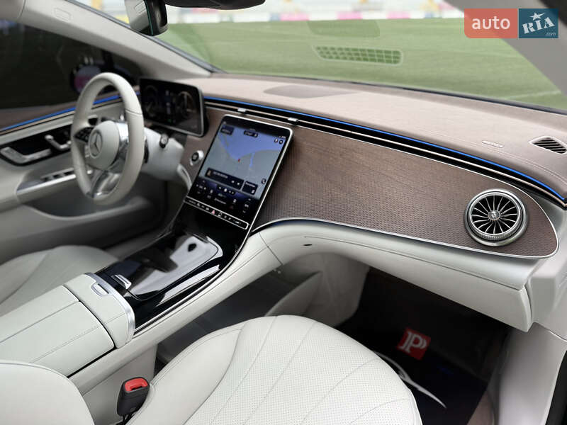 Седан Mercedes-Benz EQE 2022 в Одессе
