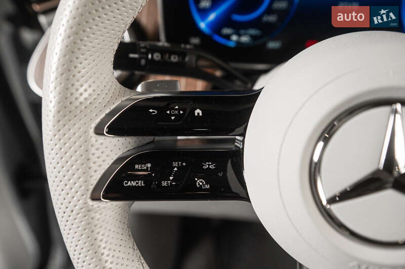 Седан Mercedes-Benz EQE 2023 в Одессе