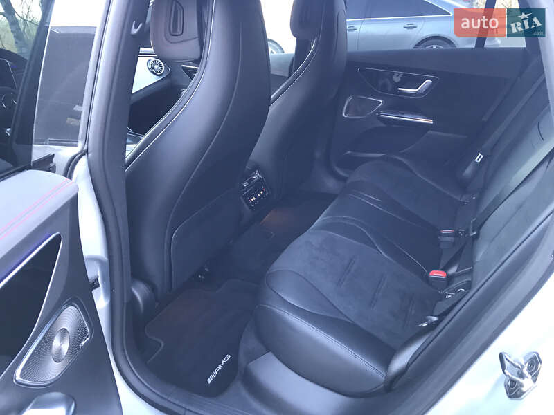 Седан Mercedes-Benz EQE 2023 в Рівному