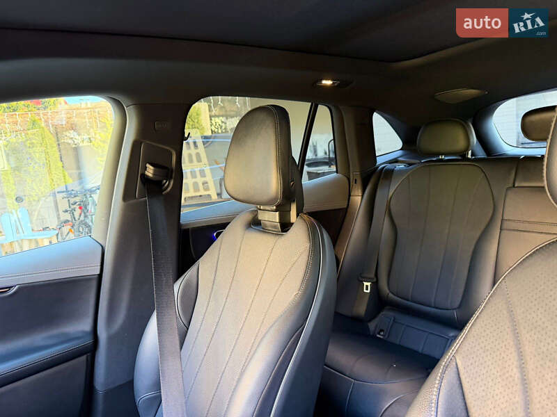 Седан Mercedes-Benz EQE 2023 в Одесі
