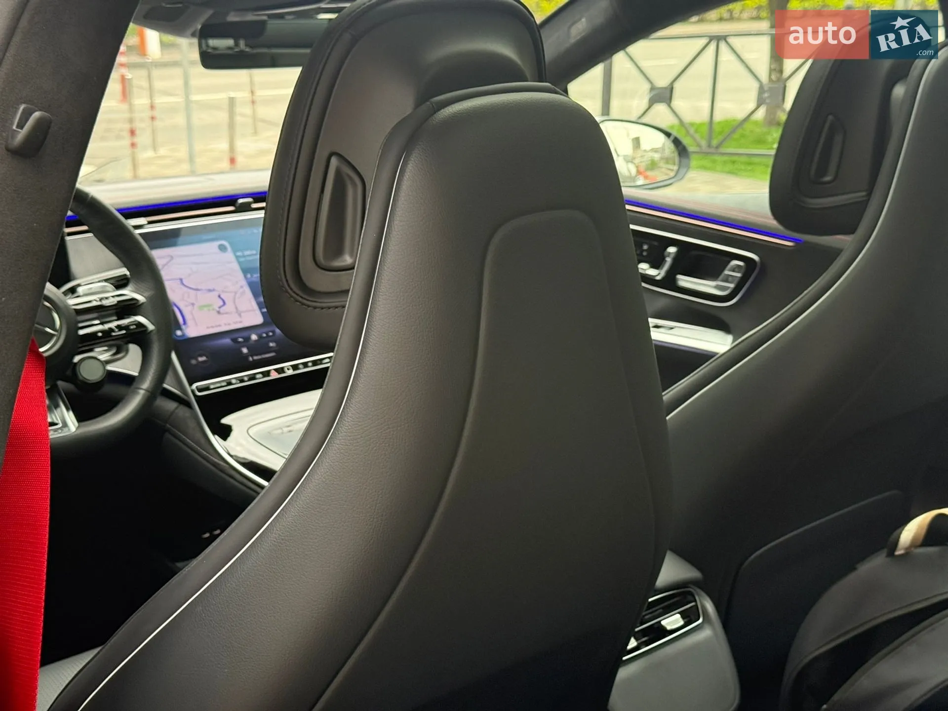 2022 Mercedes-Benz EQE - мініатюра 13