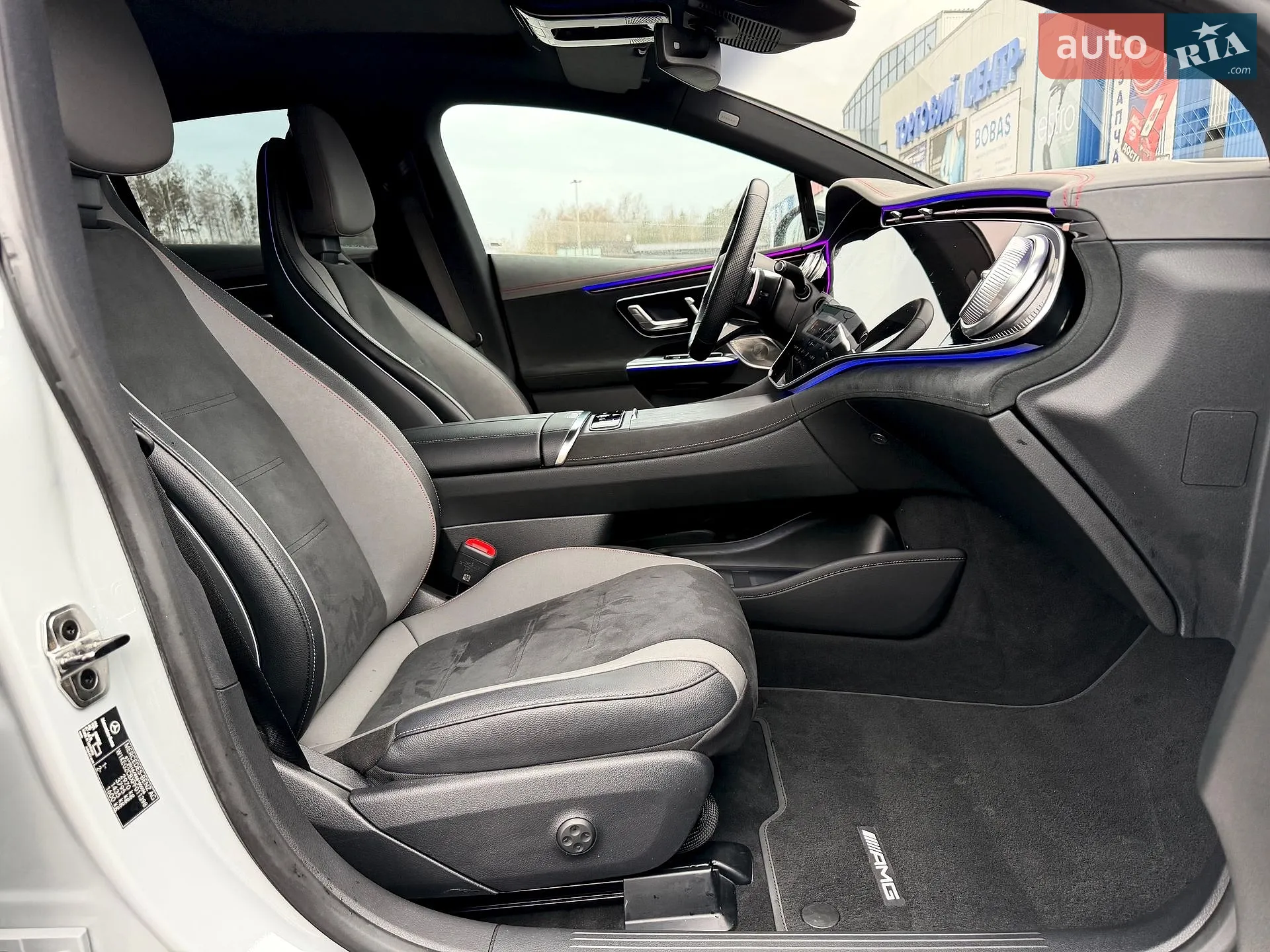 2022 Mercedes-Benz EQE - мініатюра 41
