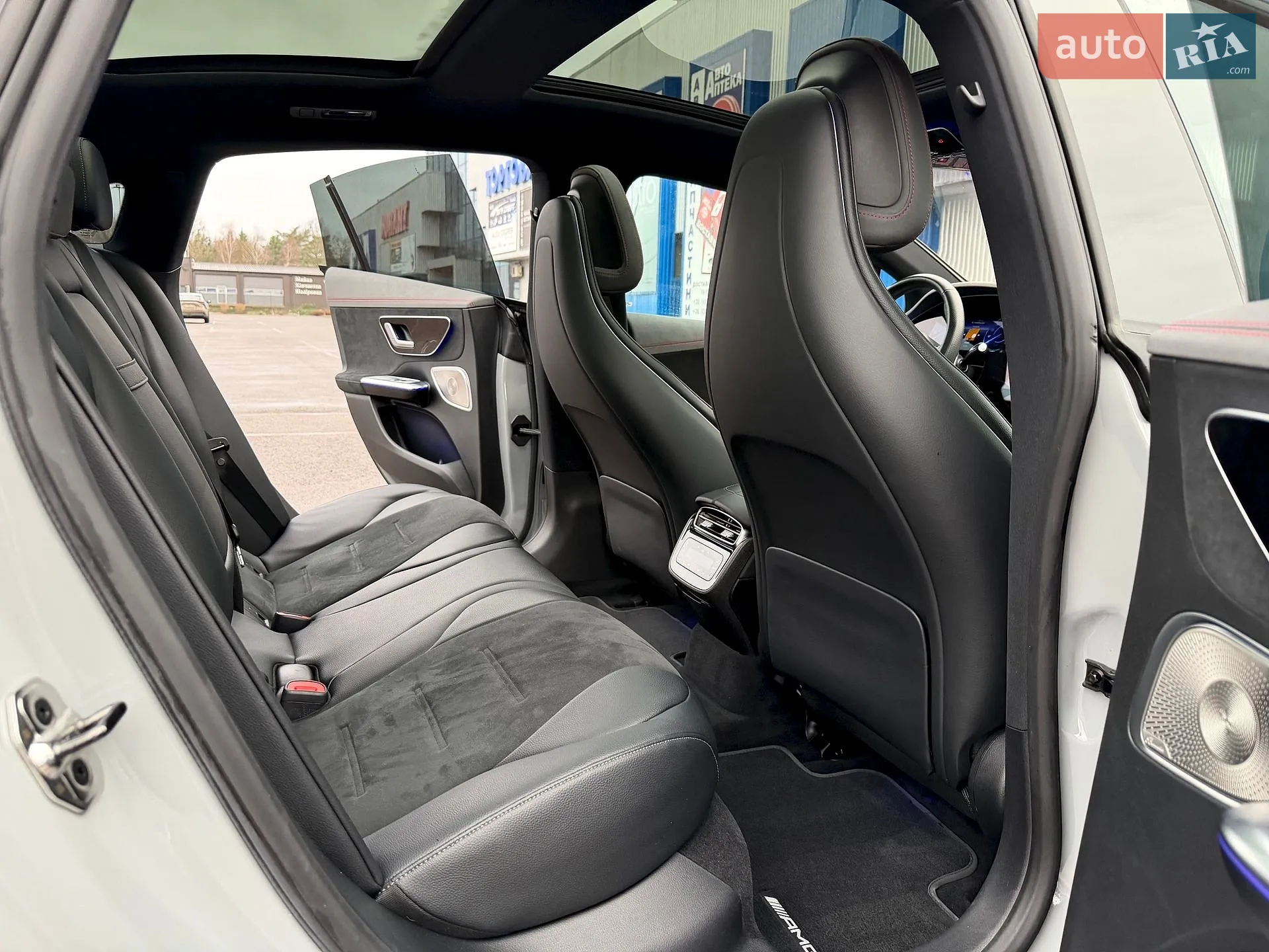 2022 Mercedes-Benz EQE - мініатюра 48