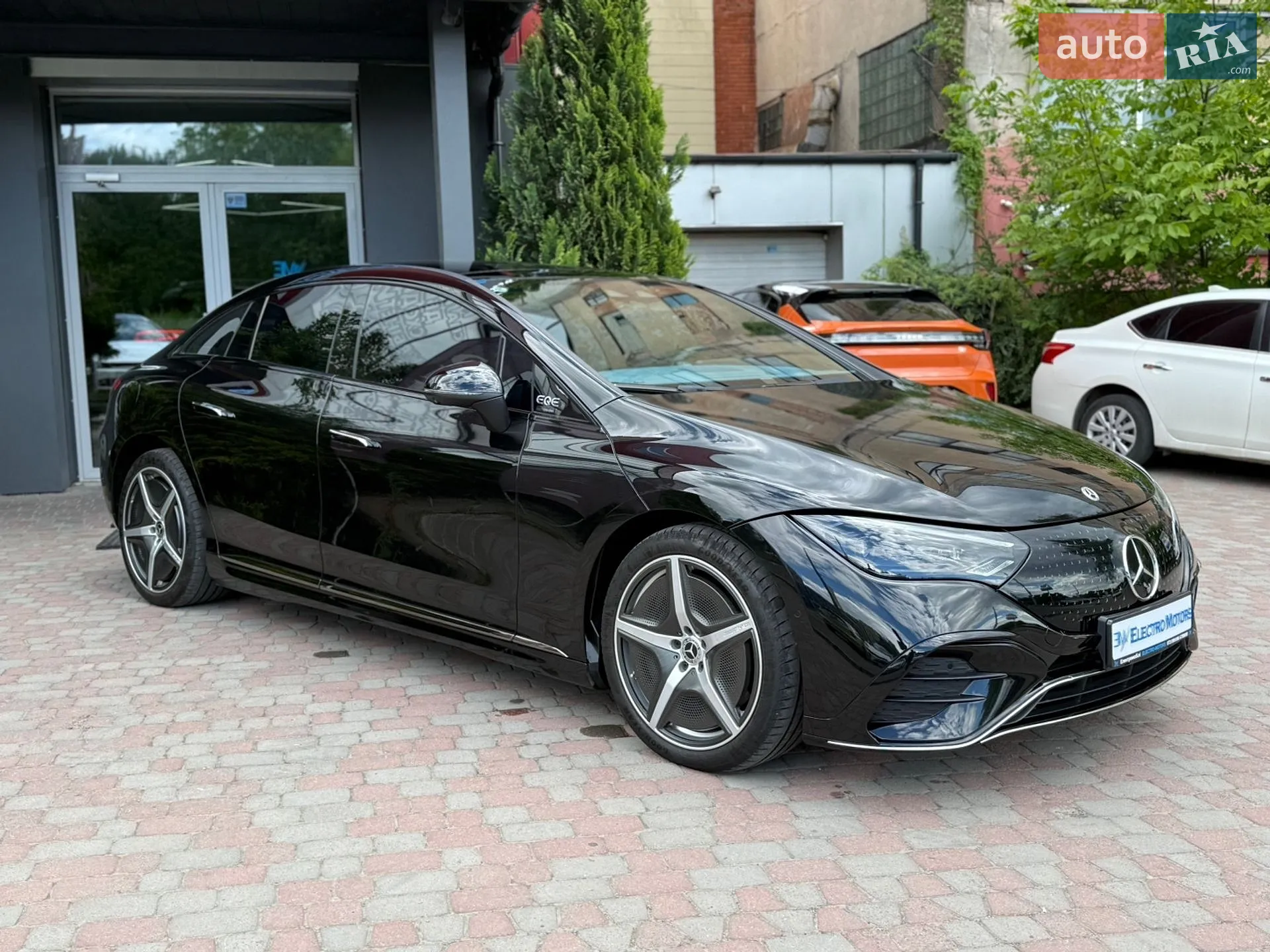 2022 Mercedes-Benz EQE - мініатюра 9
