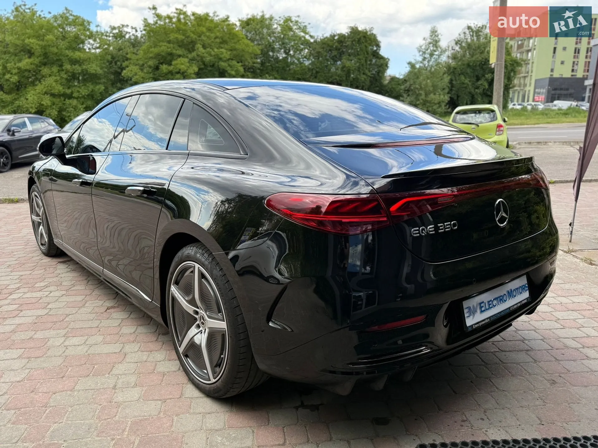 2022 Mercedes-Benz EQE - мініатюра 12