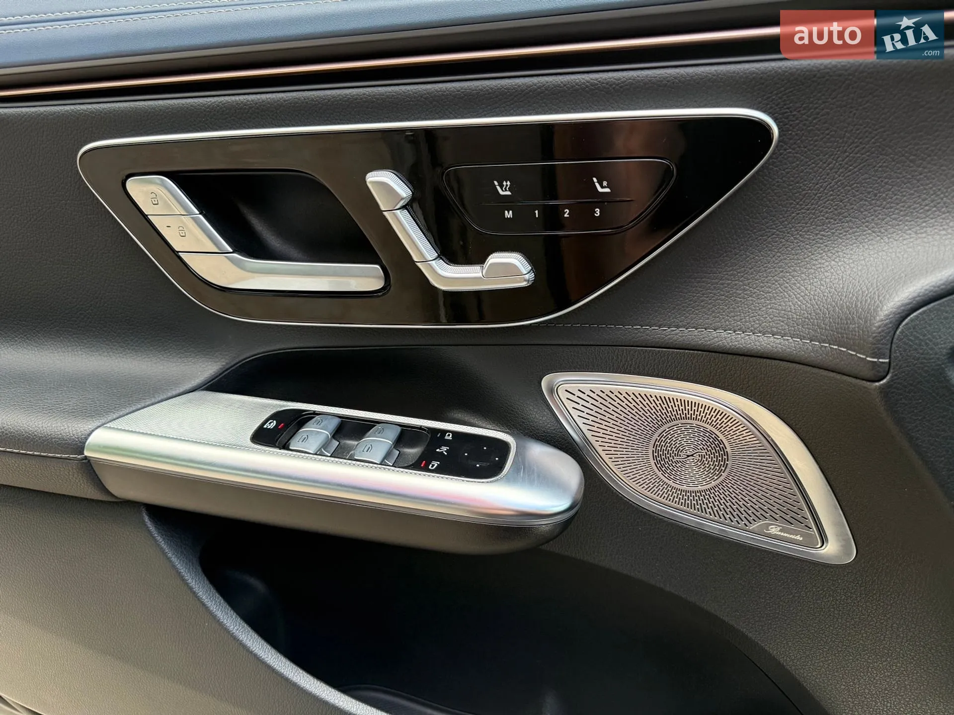 2022 Mercedes-Benz EQE - мініатюра 23
