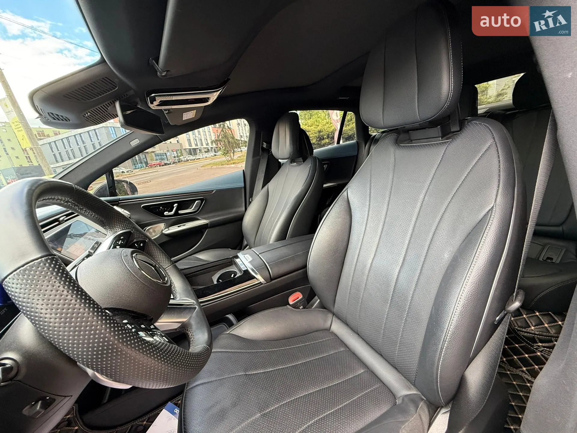 2022 Mercedes-Benz EQE - мініатюра 27