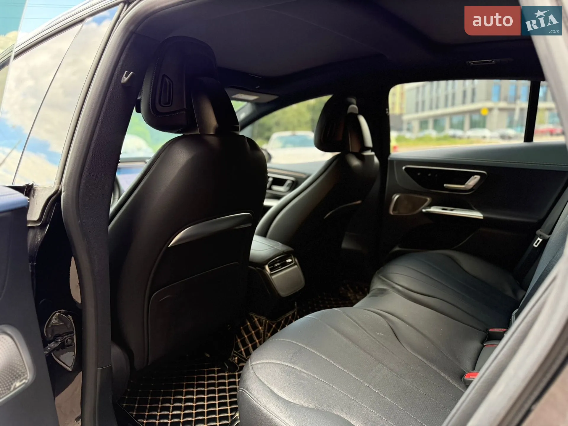 2022 Mercedes-Benz EQE - мініатюра 28