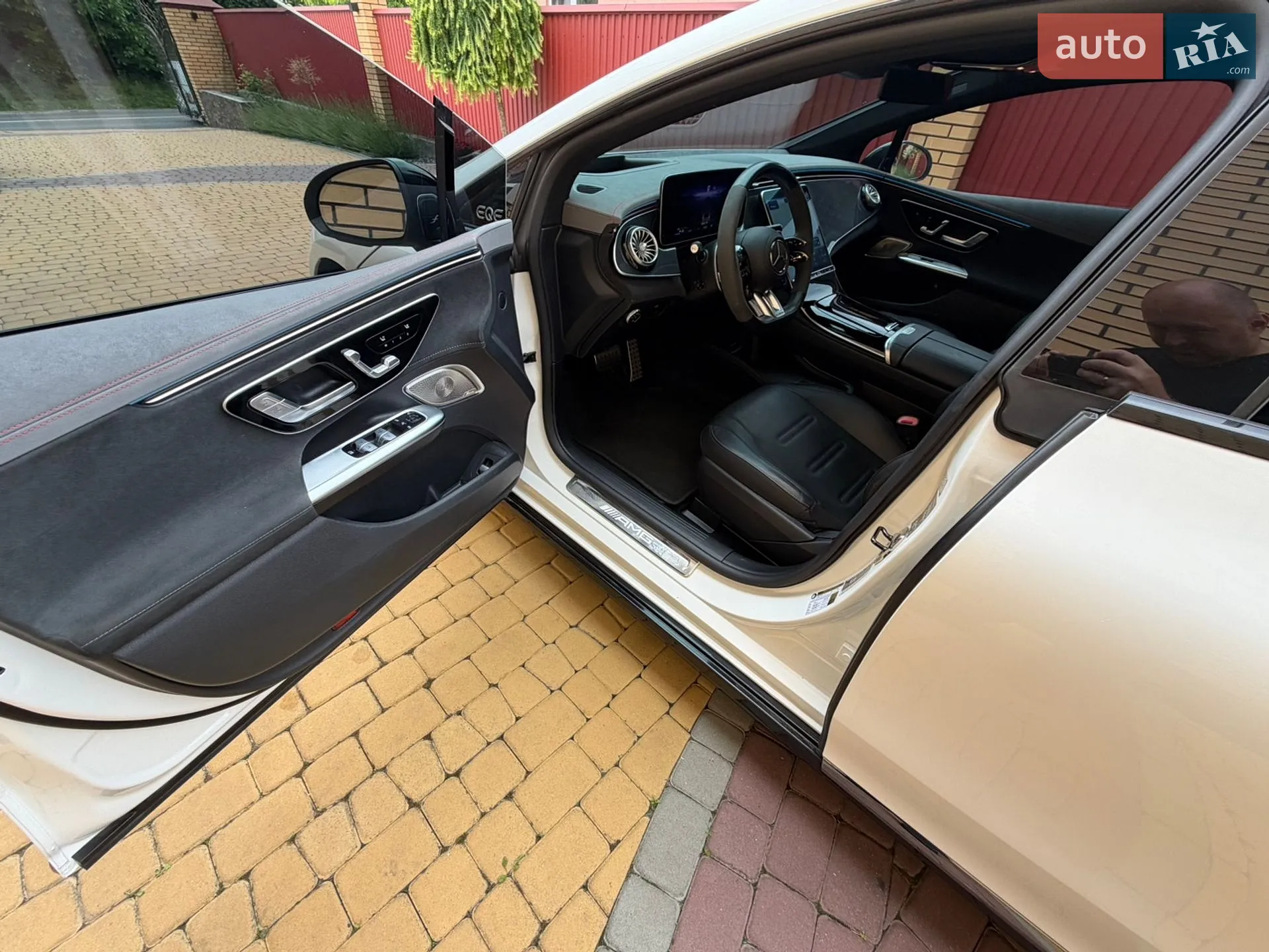 2023 Mercedes-Benz EQE - мініатюра 31