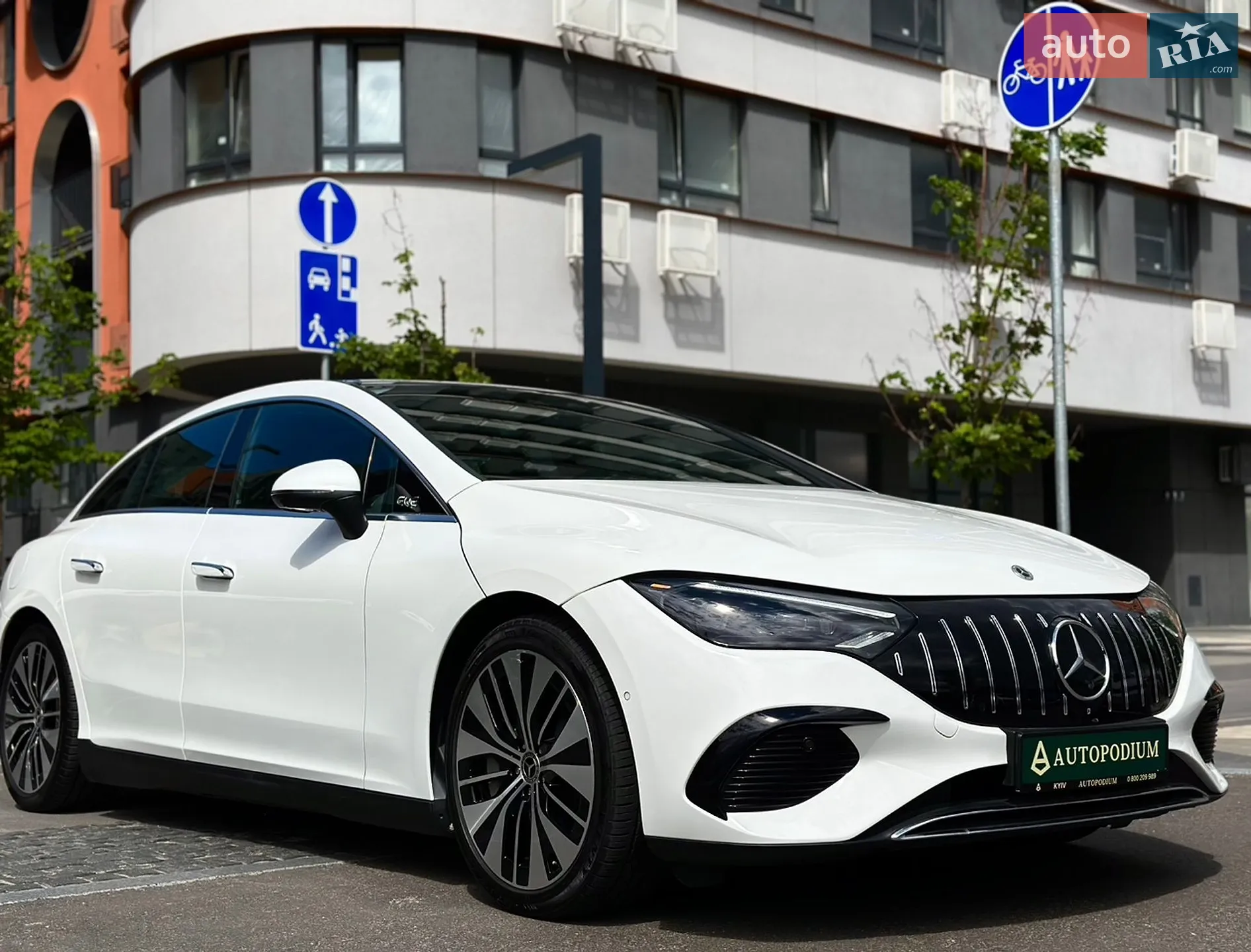 2022 Mercedes-Benz EQE - мініатюра 6