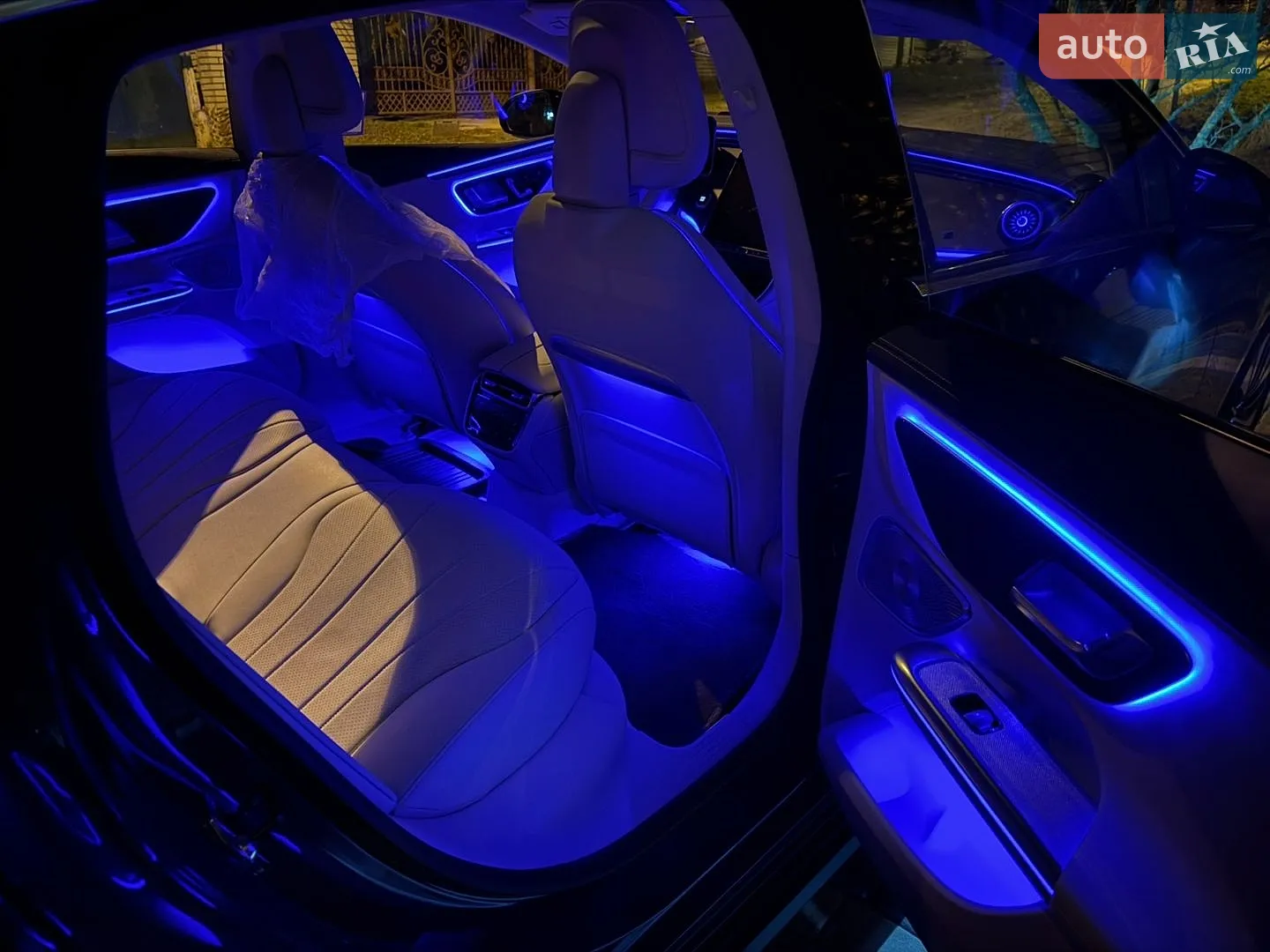 2024 Mercedes-Benz EQE - мініатюра 28