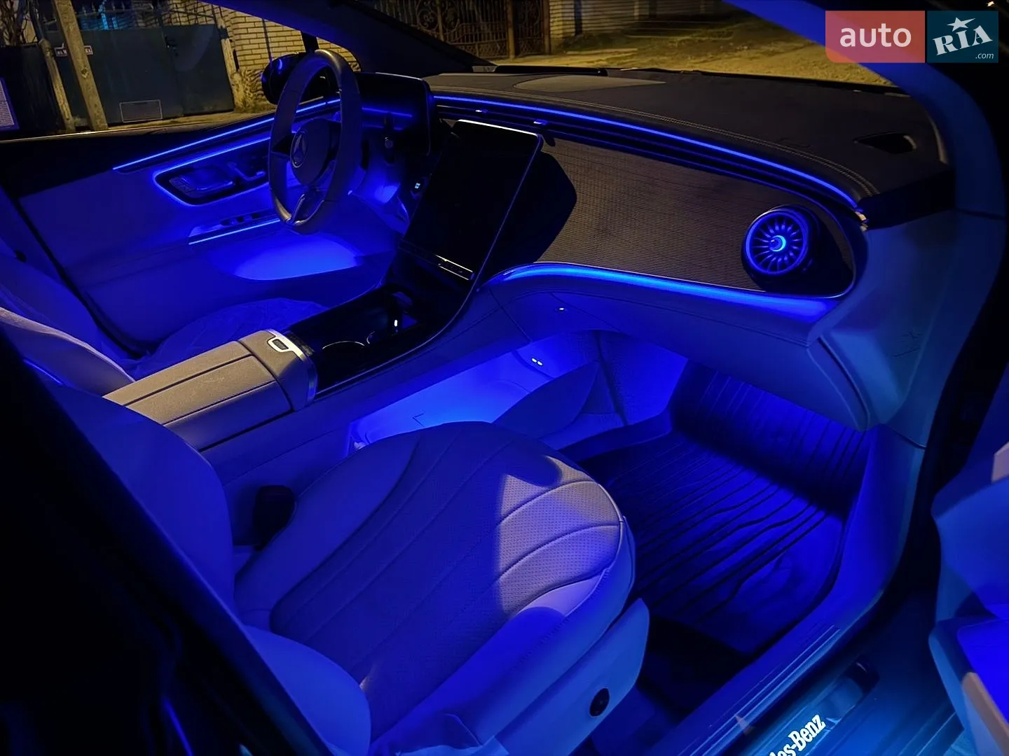2024 Mercedes-Benz EQE - мініатюра 29