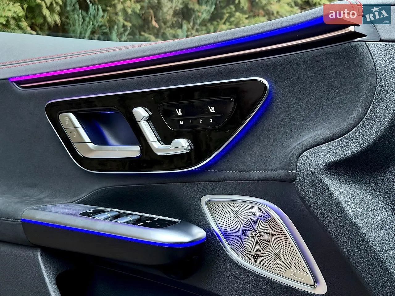 2022 Mercedes-Benz EQE - мініатюра 9