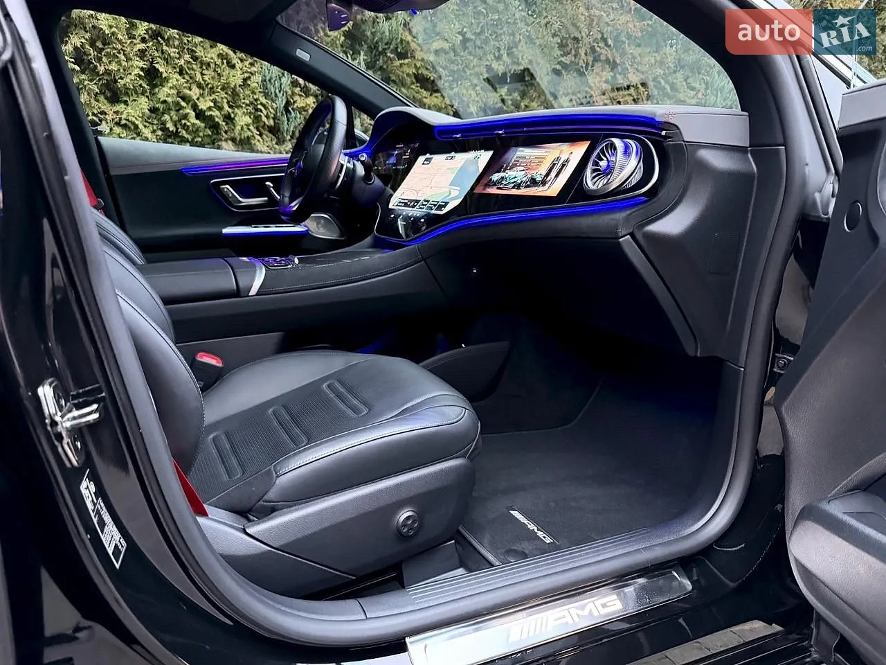 2022 Mercedes-Benz EQE - мініатюра 15