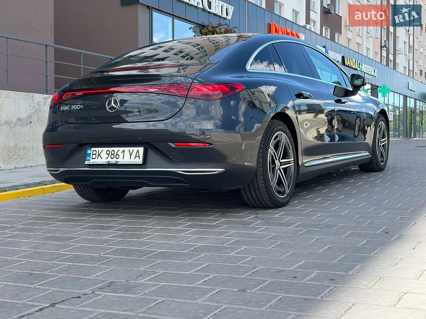 2022 Mercedes-Benz EQE - мініатюра 13