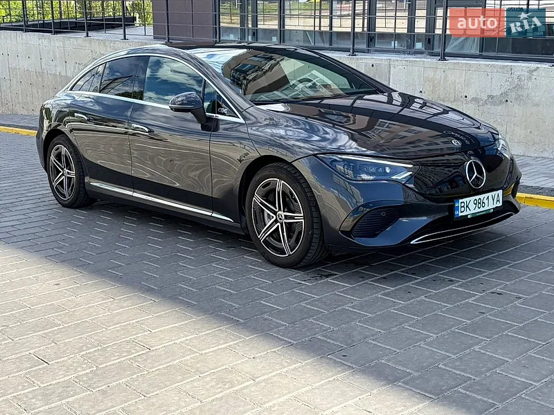 Mercedes-Benz EQE