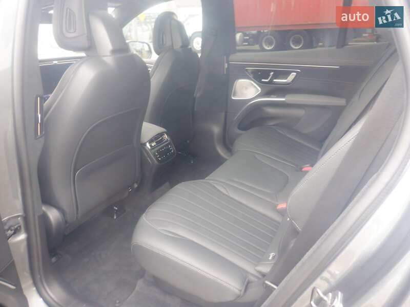 Внедорожник / Кроссовер Mercedes-Benz EQS SUV 2023 в Киеве фото 34 Внедорожник / Кроссовер Mercedes-Benz EQS SUV 2023 в Киеве