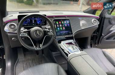Позашляховик / Кросовер Mercedes-Benz EQS SUV 2023 в 