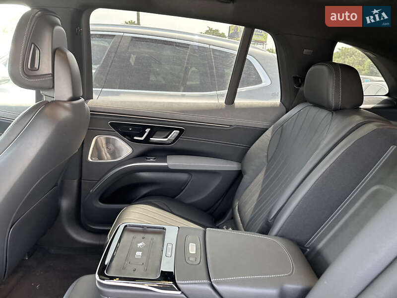 Позашляховик / Кросовер Mercedes-Benz EQS SUV 2023 в Києві