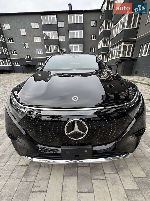 Mercedes-Benz EQS SUV 2023