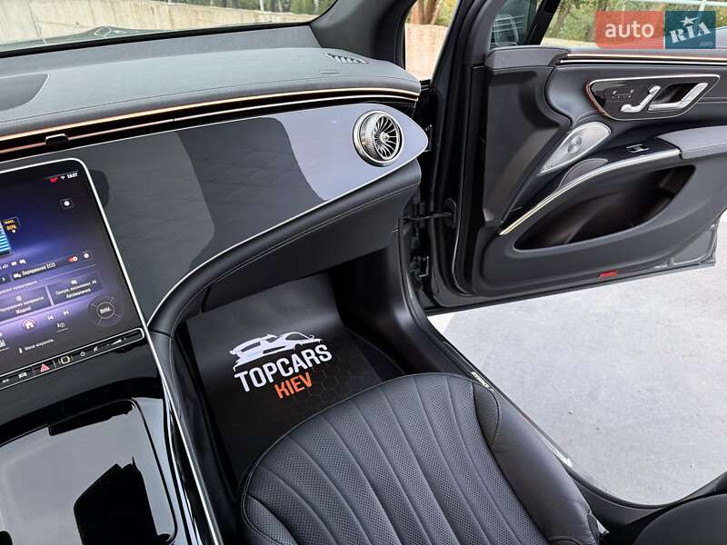 Седан Mercedes-Benz EQS SUV 2023 в Киеве