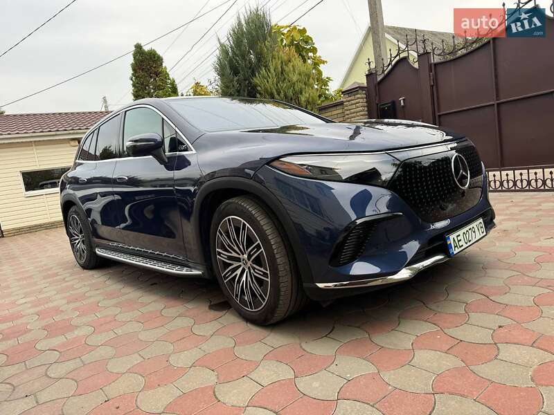 Mercedes-Benz EQS SUV 2023