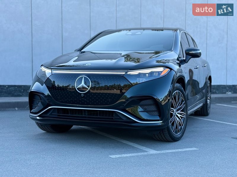 Mercedes-Benz EQS SUV 2023