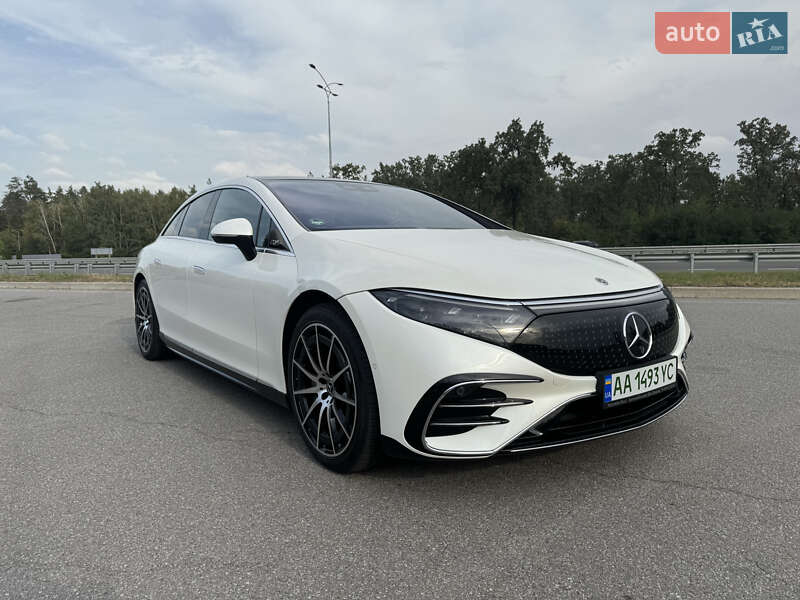 Седан Mercedes-Benz EQS 2022 в Киеве