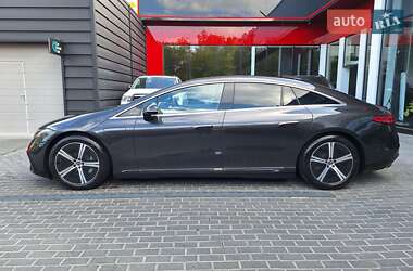 Седан Mercedes-Benz EQS 2022 в 