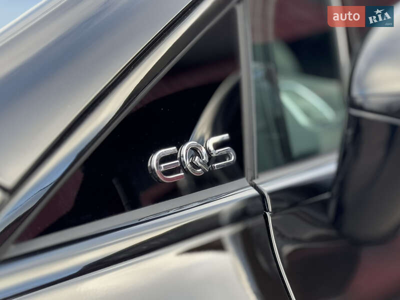 Седан Mercedes-Benz EQS 2022 в Киеве