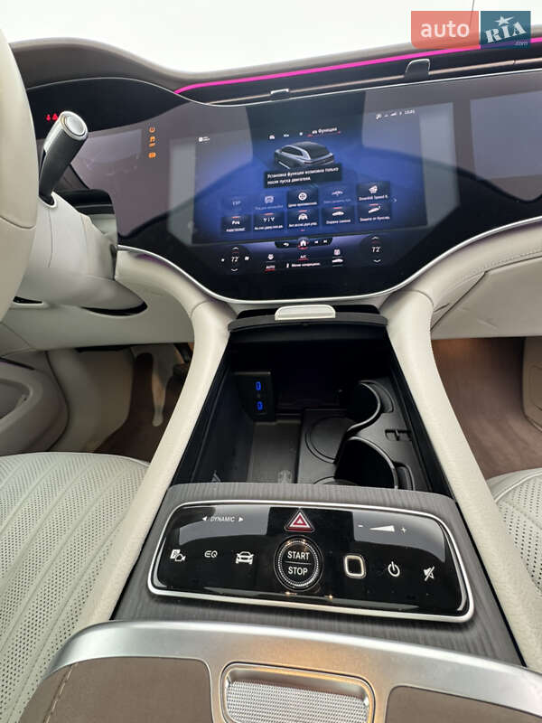 Седан Mercedes-Benz EQS 2022 в Киеве