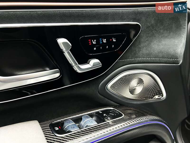 Седан Mercedes-Benz EQS 2022 в Луцке
