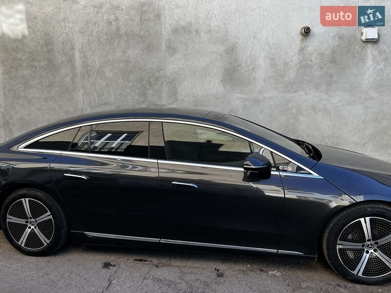 Седан Mercedes-Benz EQS 2022 в Дрогобыче