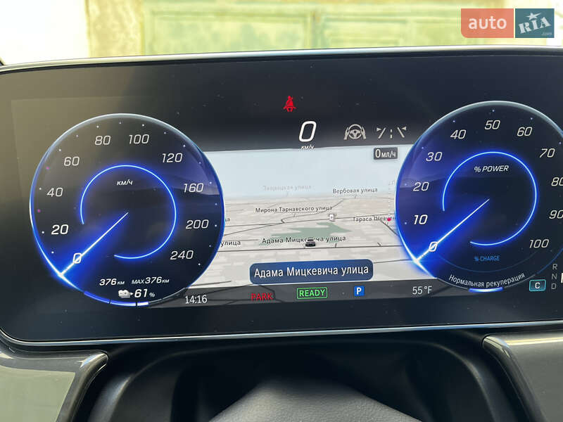 Седан Mercedes-Benz EQS 2022 в Дрогобыче