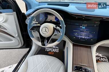 Седан Mercedes-Benz EQS 2023 в 