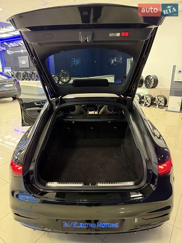 Седан Mercedes-Benz EQS 2022 в Кропивницком