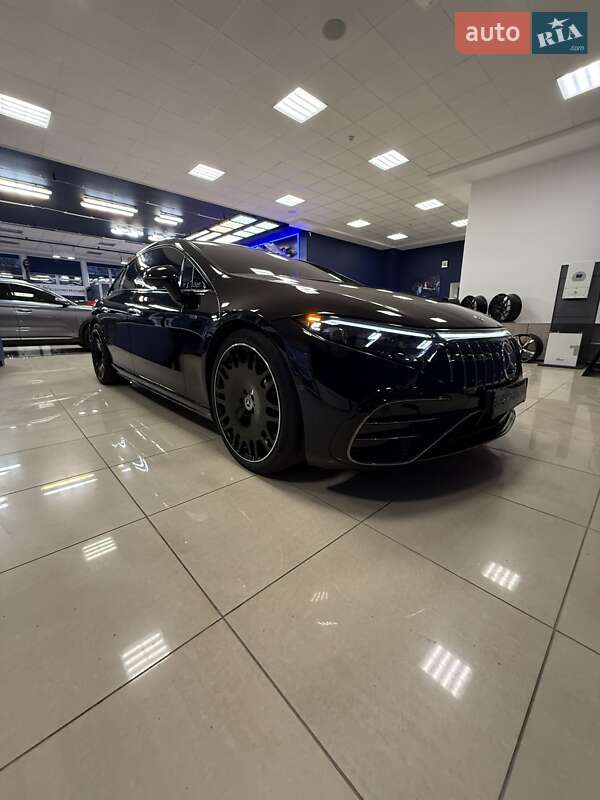 Седан Mercedes-Benz EQS 2022 в Кропивницком