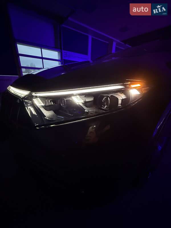 Седан Mercedes-Benz EQS 2022 в Кропивницком