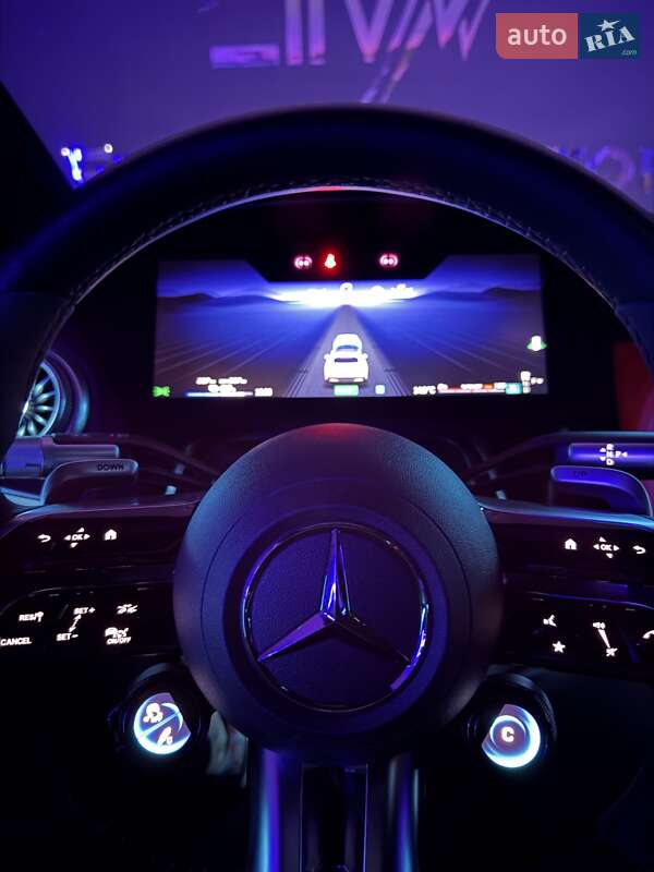 Седан Mercedes-Benz EQS 2022 в Кропивницком