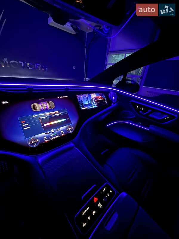 Седан Mercedes-Benz EQS 2022 в Кропивницком