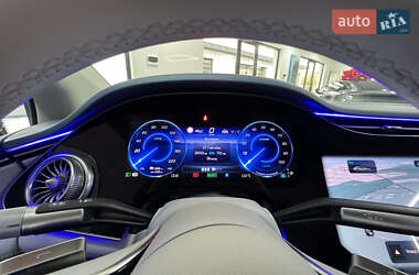 Седан Mercedes-Benz EQS 2021 в 